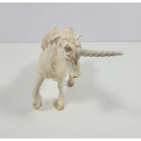 2004 Schleich White Unicorn Glitter Sparkle Mane And Tail Figurine 4 Inches - Picture 3 of 15